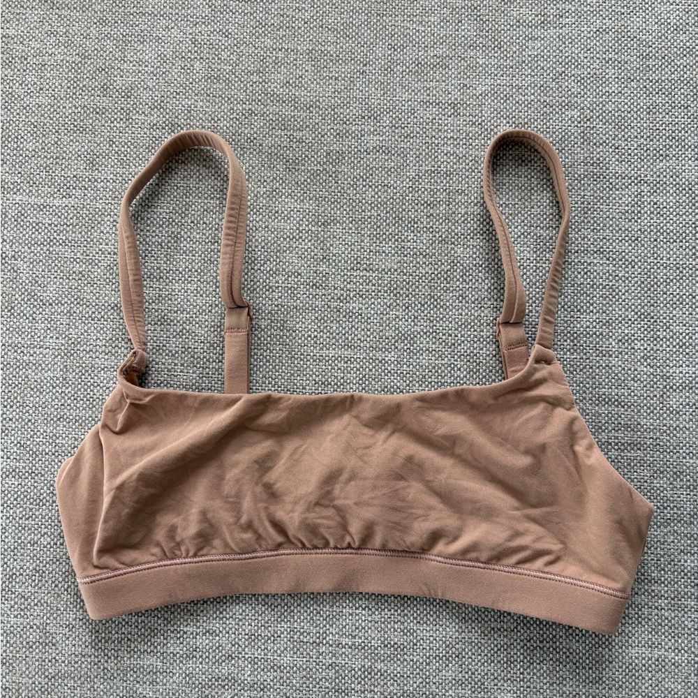 Skims Everyday Seamless Bralette in Brown XS
